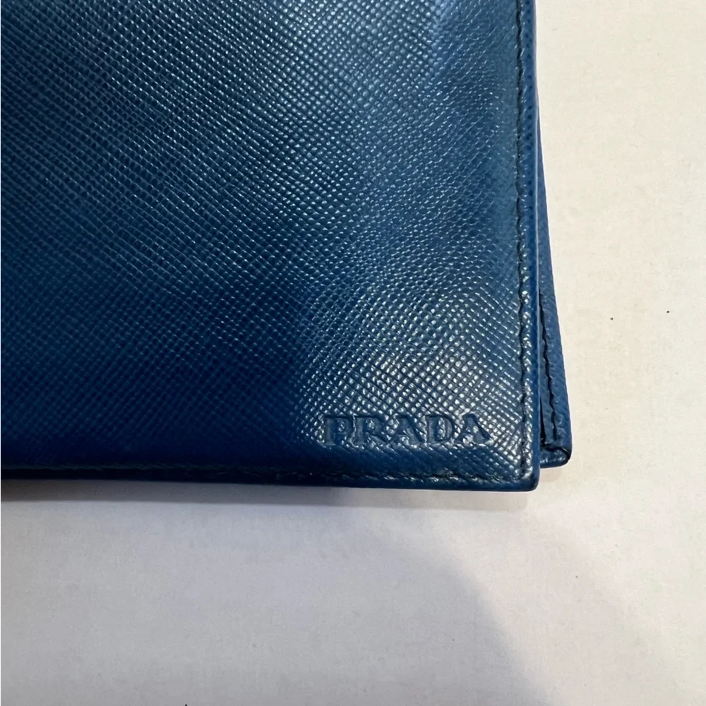 Prada staffiano leather bifold wallet with‎ COA card